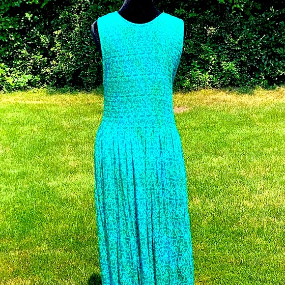 BLUE GINGER HAWAIIAN PRINT SMOCKED SCOOP NECK TOP MAXI DRESS.  Greens. XL - Picture 3 of 11